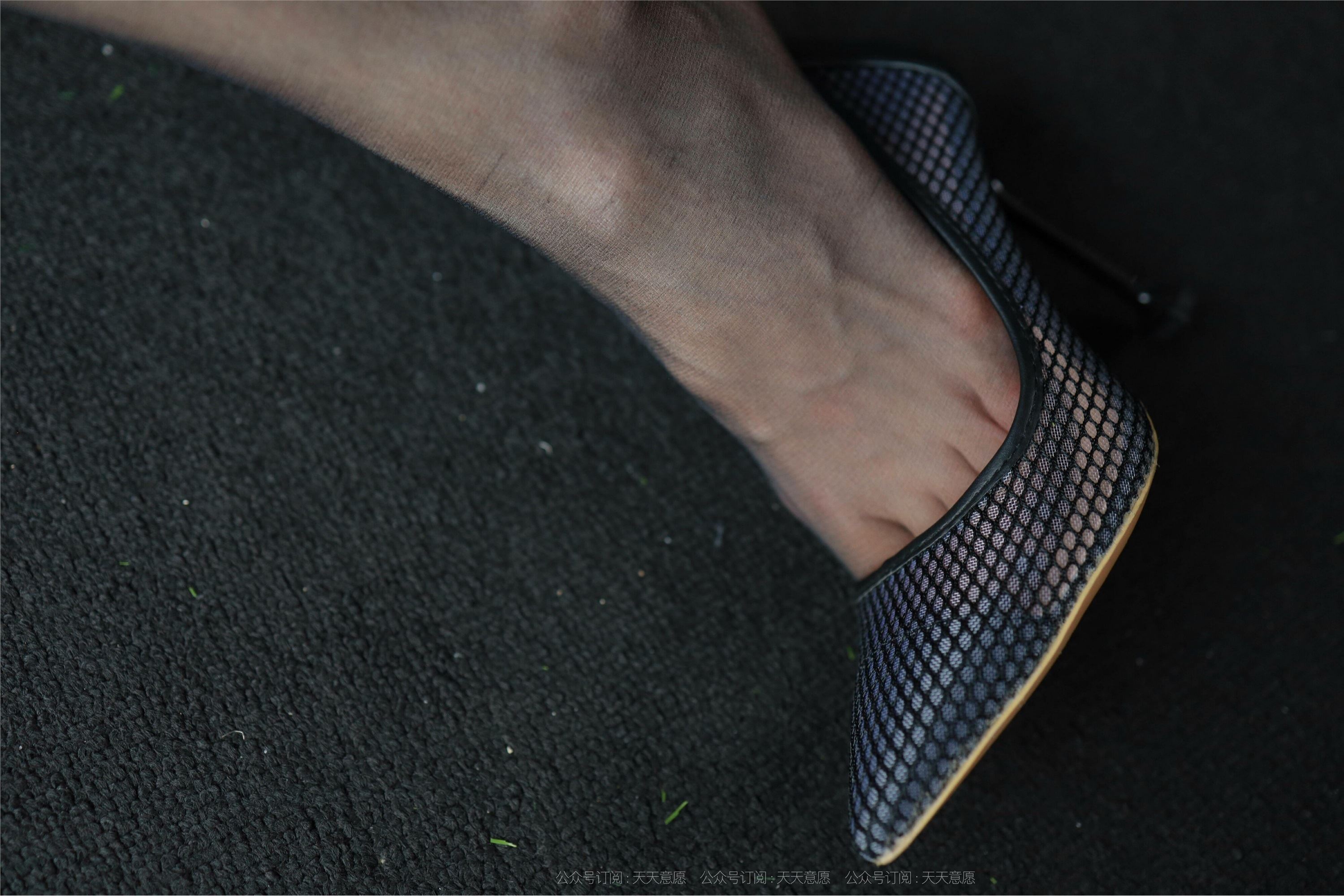 IESS异思趣向  2021.10.11 丝享家944：小六《黑色丝带》